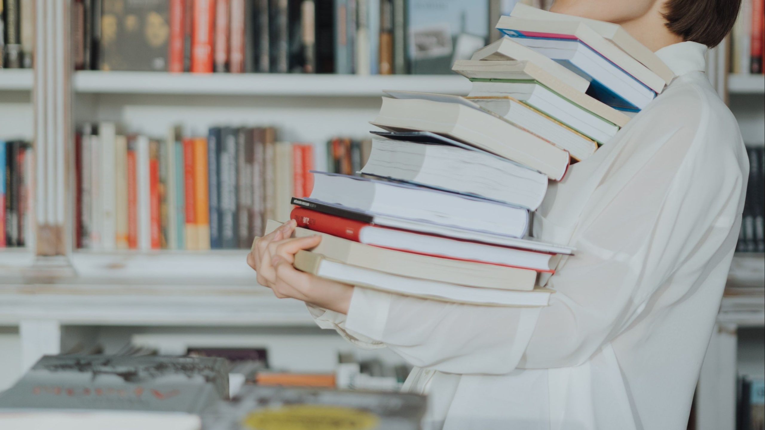 use bublic libraries to understand the citizenship test
