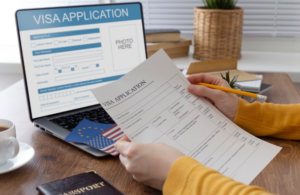 How to Qualify for a U.S. Work Visa